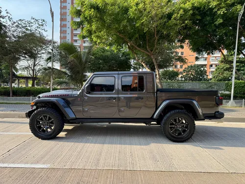 Jeep Galdiator Rubicon Blindado