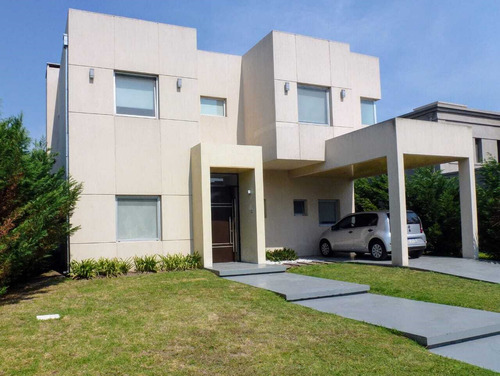 Casa Chalet  En Alquiler En Berazategui, G.b.a. Zona Sur, Argentina