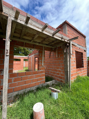 Venta Dúplex En Mar Del Tuyu, Unidad Al Fondo, Venta En Pozo, Calle 8 Nro. 7651, La Costa