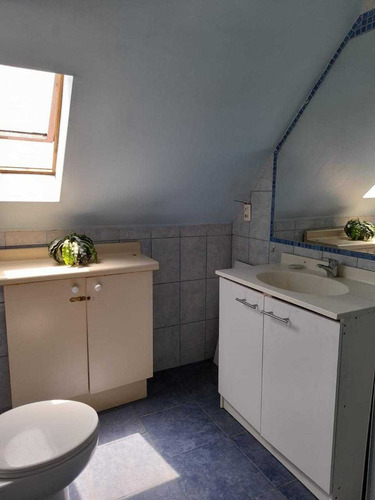 Amplia Casa 215 M2,10 Dormitorios Uso Cpmerci (86807)