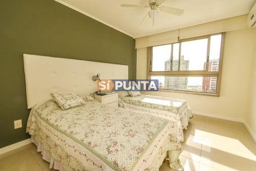 Imagen 11 de 24 de Apartamento En Brava, 3 Dormitorios *