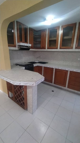 Apartamento Res. Trébol Base Aragua Maracay Fm*