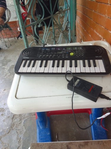 Imagen 5 de 5 de Órgano Teclado