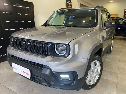 Imagen 20 de 21 de Renegade Sport 1.8 Manual