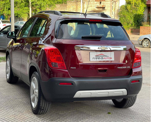 Imagen 4 de 14 de Chevrolet Tracker 2016 1.8 Ltz+ Awd At 140cv