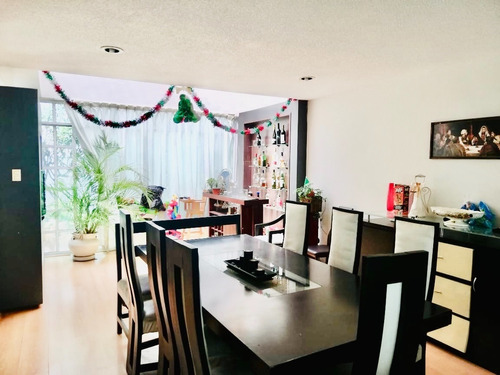 Casa En Venta En Ciudad Satélite, Naucalpan De Juárez