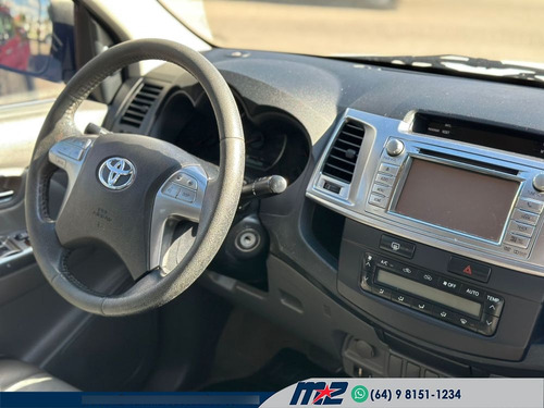 Toyota Hilux CD SRV 4X4 2.7 FLEX 16V AUT.