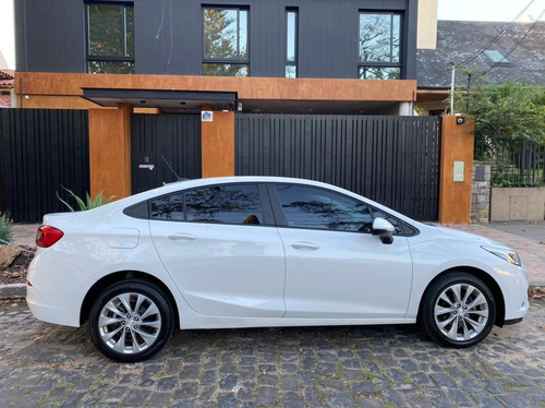 Chevrolet Cruze 1.8 Ls Mt 2019