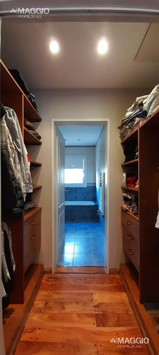 Venta Casa 5 Ambientes Haedo
