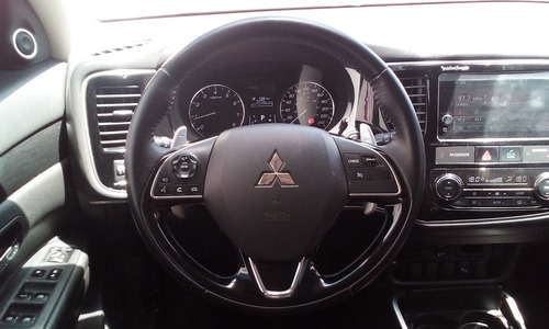 Imagen 11 de 15 de Mitsubishi Outlander 2018 2.4 Limited Cvt