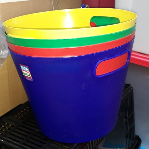 Imagen 2 de 3 de Tobo Plastico Hielero Cervecero