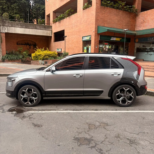 Kia Niro Hibrido 1.6 Hev Zenith At