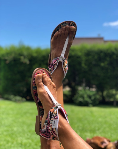 Imagen 3 de 6 de Sandalias Te Para Tres Con Diseños Originales De Mujer Moda