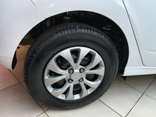 Chevrolet Onix 1.0 Lt 5p Flex 2015 Manual