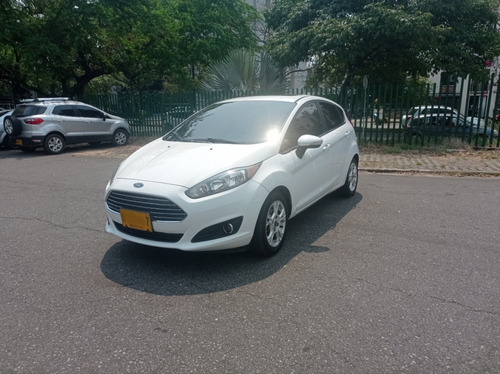 Ford Fiesta 1.6 Hatchback Se