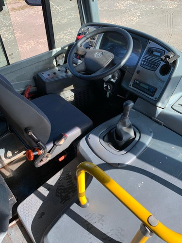 Imagem 2 de 6 de Ônibus Rod. Motor Dianteiro Mb Of 1721 Sem Ar