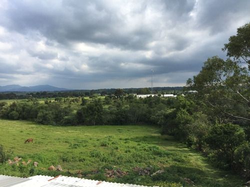 Imagen 1 de 8 de Terreno 11,600 M2 Km 97.5 Mex Qro $5,568,000