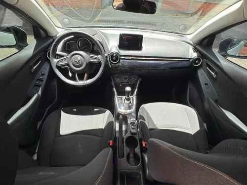 Mazda 2 New Touring 2024 1.5