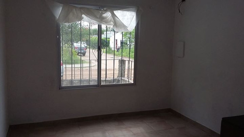 Imagen 7 de 9 de Vendo Casa En Monte Caseros, Excelente Estado