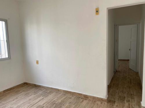 Imagen 3 de 11 de 2 Apartamentos En Alquiler 1 Dormitorio Capurro