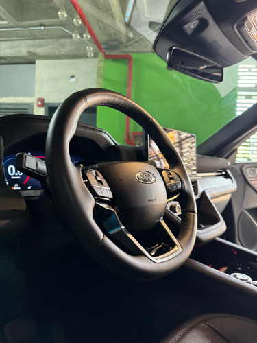 Ford Explorer Platinium 2025