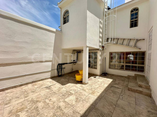 Casa En Venta Col. Abraham Gonzalez, Chihuahua