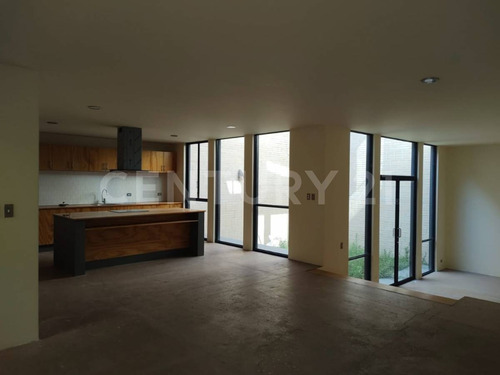 Venta Casa Cluster 888, Zona Angelopolis!!!