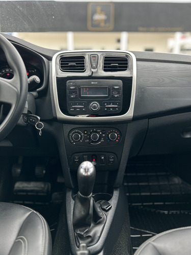 Renault Stepway 1.6 Expression 16v Sce 5p