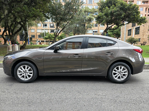 Mazda 3 2.0 Prime
