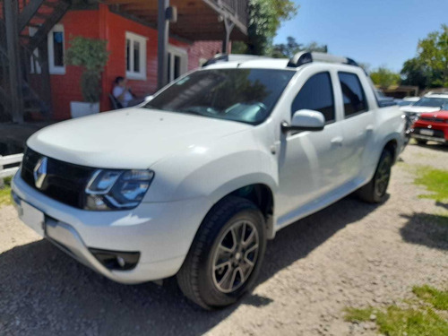 Imagen 2 de 14 de Renault Duster Oroch 2.0 Privilege 2017