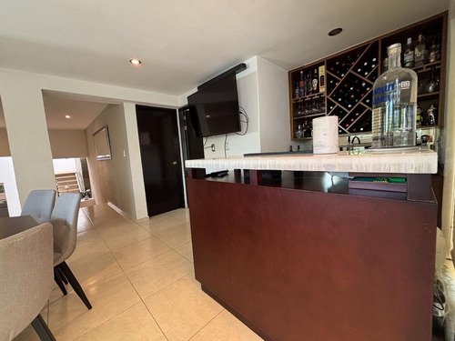 Casa En Venta En Claustros Del Sur. 8