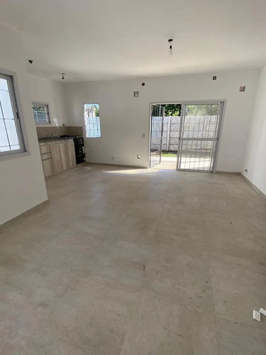 Imagen 3 de 18 de Casa En Venta En Santa Lucia, Pilar Del Este, G.b.a. Zona Norte