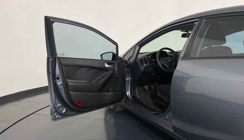 Imagen 13 de 15 de 48193 - Kia Forte Sedan 2018 Con Garantía