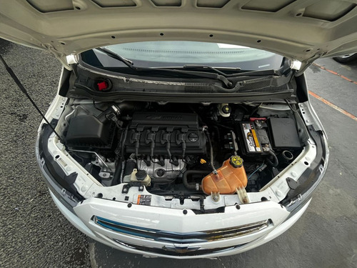 Chevrolet Onix ONIX HATCH LT 1.4 8V FlexPower 5p Aut.