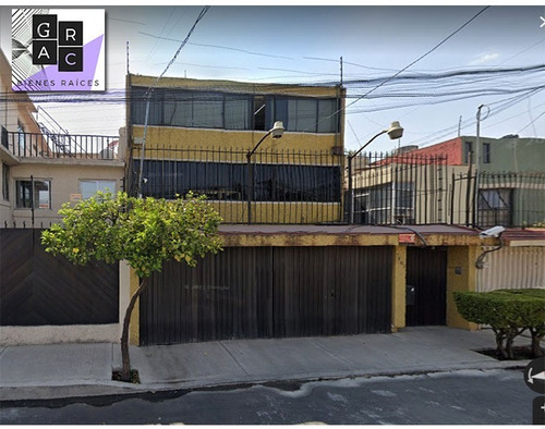 Imagen 3 de 11 de 000 Bonita Casa En Venta Ubicada En Playa Regatas #501, Militar Norte. Gran Oportunidad!!!