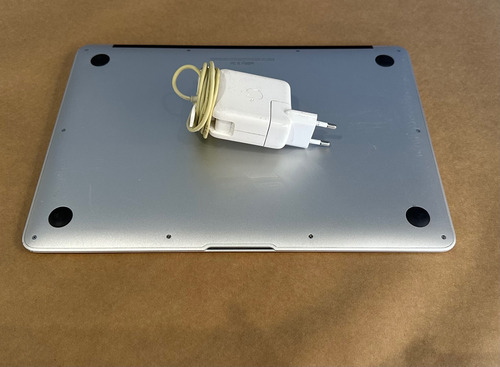 Macbook Air Macboor Air - 2017 Prateado (Usado)