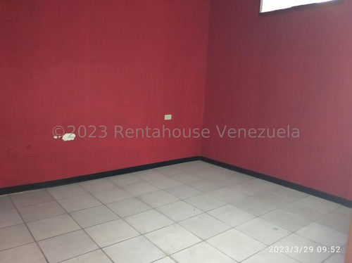 Local En Alquiler En La Candelaria 23-31469 Yf
