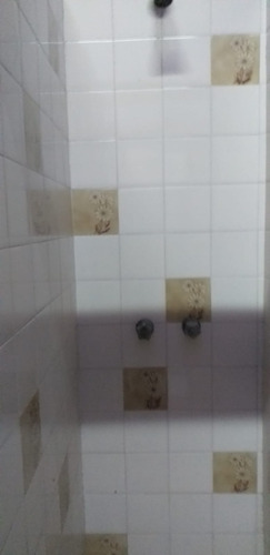 Local Con Vivienda En Venta En Remedios De Escalada Este