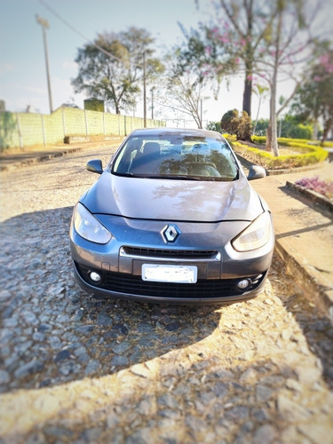 Imagem 4 de 8 de Renault Fluence 2014 2.0 Dynamique Hi-flex 4p