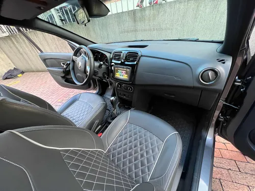 Renault Logan 1.6 Privilege / Intens