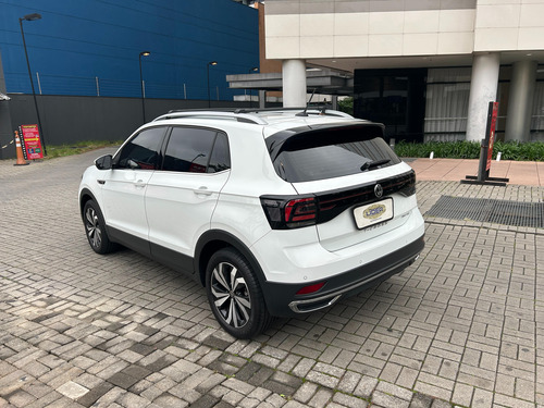 Volkswagen T-Cross 1.4 250 TSI TOTAL FLEX HIGHLINE AUTOMÁTICO