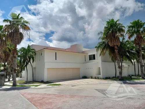 Casa En Venta Cancún Villa Magna