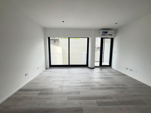 Edificio De Categoria Sum Coworking Balcon
