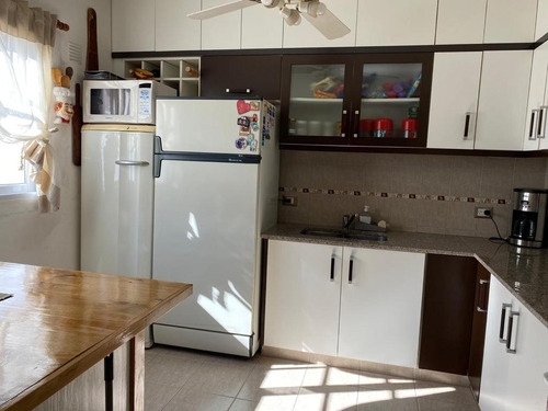 Imagen 3 de 14 de Hermoso Y Moderno P.h De 4 Ambientes Con Patio Y Parrilla
