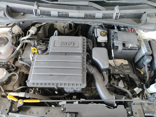 Volkswagen Virtus 4p Comfortline L4/1.6 Aut