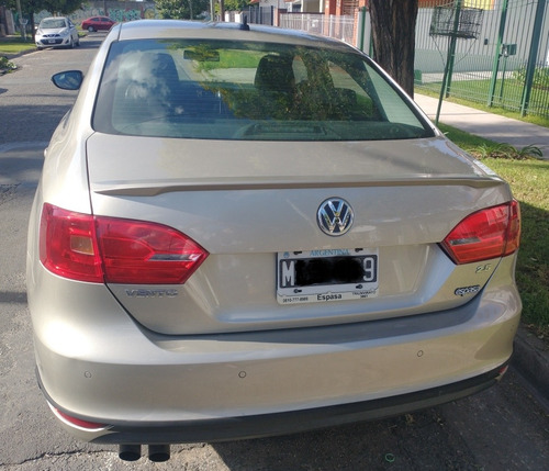 Imagen 11 de 25 de Volkswagen Vento 2013 2.5 Luxury 170cv Tiptronic
