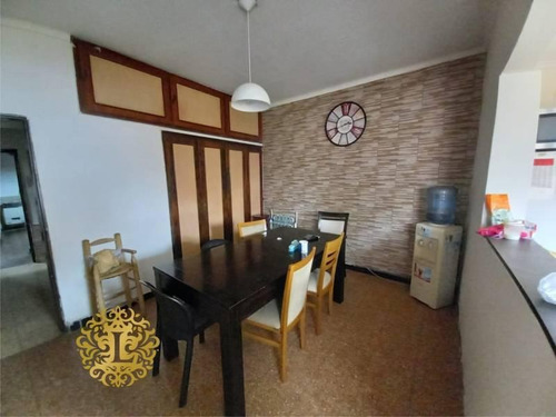 Imagen 2 de 7 de Se Vende Casa En Excelente Lote 9x38 M. Av. Arist. Del Valle