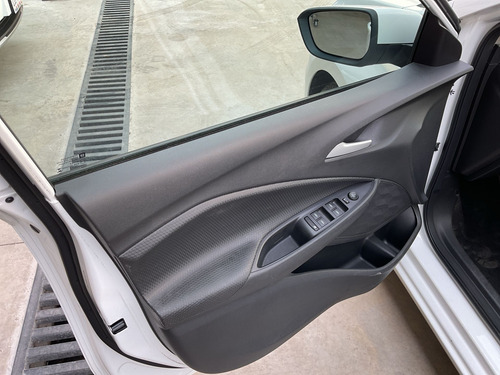 Chevrolet Onix 1.0 LS At
