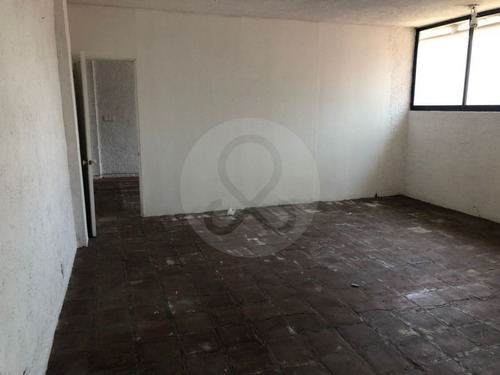 Casa En Venta En Lomas De Bezares