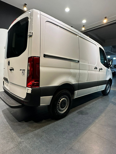 Mercedes-Benz Sprinter 311 Furgón Street L 3665 TN V1